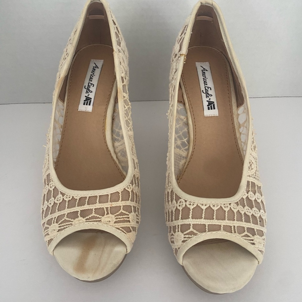 Women's Cream Lace Peep-Toe Wedge Heels - Picture 2 of 9